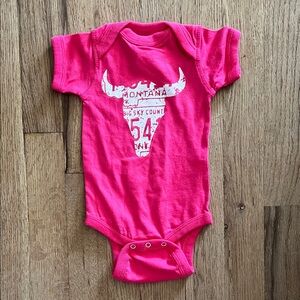 Rabbit Skins Pink Montana Big Sky Bull Bodysuit Onesie  Newborn